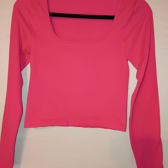 OQQ Tops - OQQ Vibrant Long Sleeve Top with Great Stretch